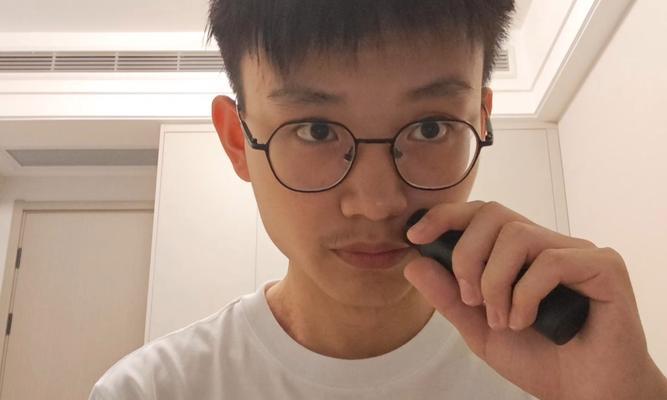 剪胡子多久长？浅谈理发周期的重要性（从掌握主动权到展现个人风格，了解理发周期的关键诀窍）